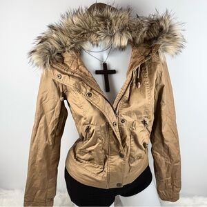 โ Rare vintage AEROPOSTALE tan fur hood jacket